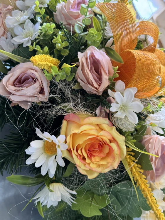 Ikebana zaťažená podlhovastá